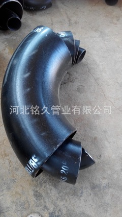 碳鋼沖壓彎頭與無縫彎頭 排水系統(tǒng)中的關鍵連接件